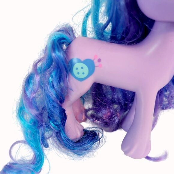 My Little Pony Shining Adventures Izzy Moonbow Purple Unicorn Blue & Purple Hair - Picture 3 of 6